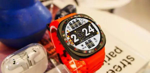 R33333 Copy 2 N-Sport565 Happy Newyear 20Xx N-Sport Watch Face N-Sport Watch Face